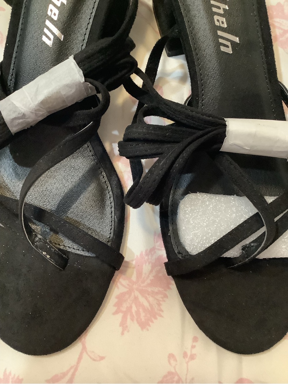 SHEIN Black Strappy Lace-Up Block Heel Sandals - Picture 4 of 6